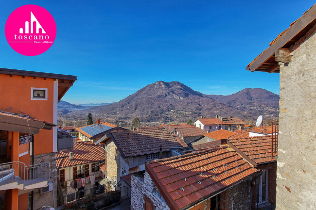 Casa singola in vendita a Cunardo