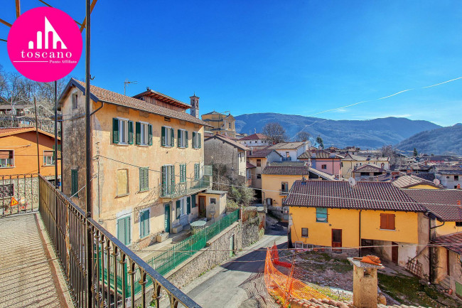 Casa singola in vendita a Cunardo