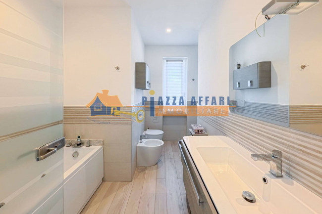 Villa in vendita a Solbiate Arno