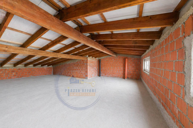 Villa in vendita a Solbiate Arno