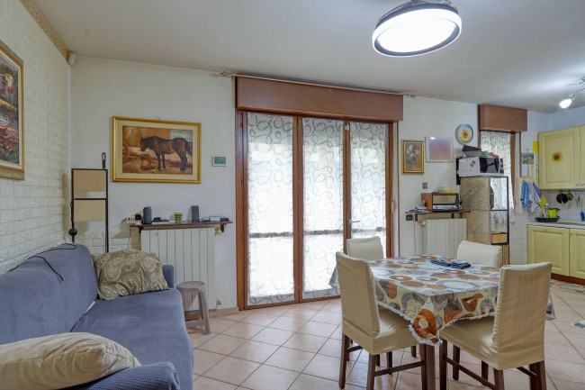 Appartamento in vendita a Lavena Ponte Tresa