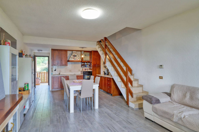 Appartamento in vendita a Lavena Ponte Tresa