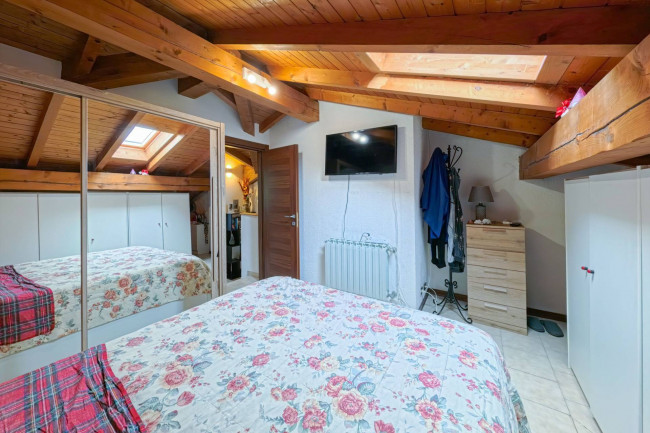 Appartamento in vendita a Lavena Ponte Tresa