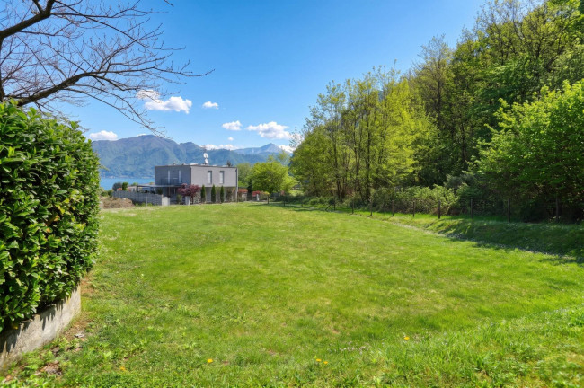 Appartamento in vendita a Lavena Ponte Tresa