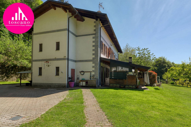 Casa singola in vendita a Marchirolo