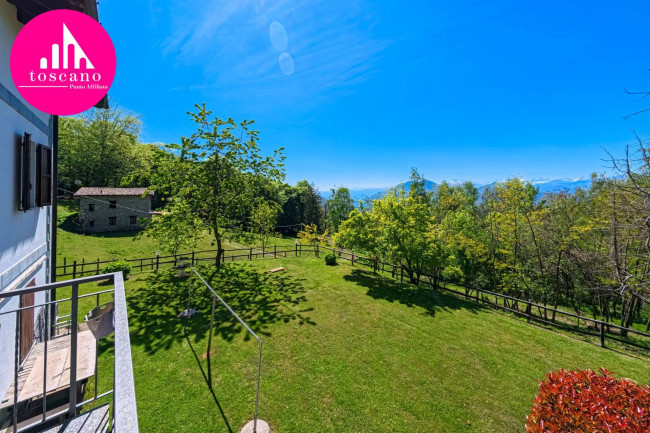 Casa singola in vendita a Marchirolo