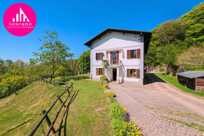 Casa singola in vendita a Marchirolo