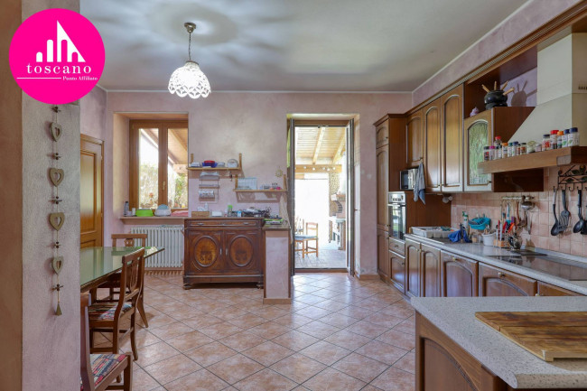 Casa singola in vendita a Marchirolo