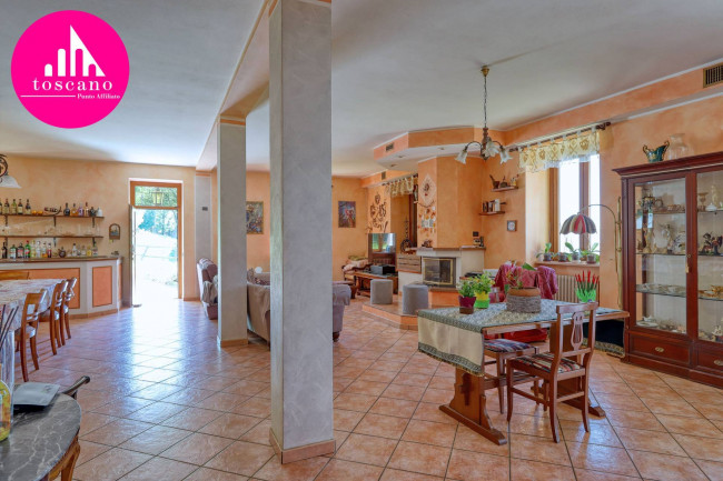 Casa singola in vendita a Marchirolo