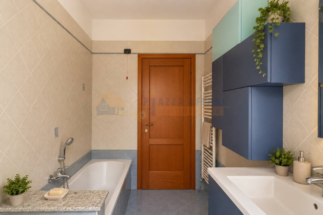 Porzione di Casa Terra / Cielo in vendita a Carnago