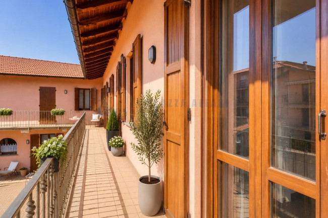 Porzione di Casa Terra / Cielo in vendita a Carnago