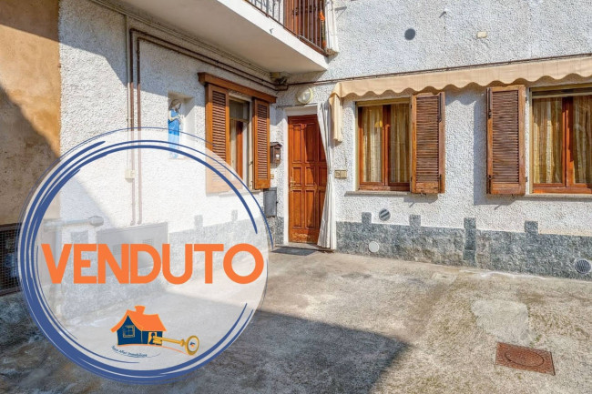Appartamento in vendita a Caronno Varesino