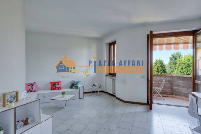 Appartamento in vendita a Carnago
