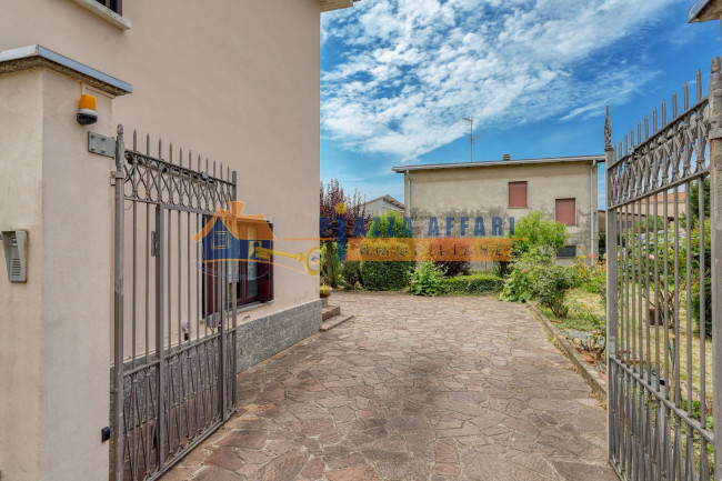 Casa singola in vendita a Carnago