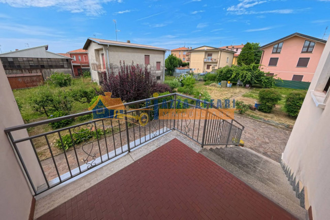 Casa singola in vendita a Carnago