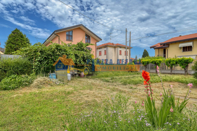 Casa singola in vendita a Carnago
