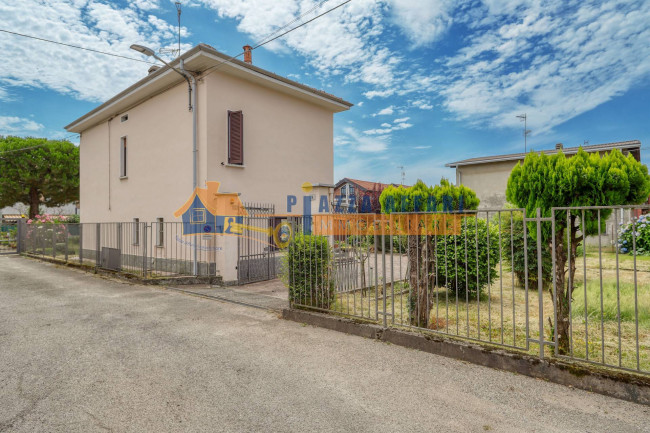 Casa singola in vendita a Carnago