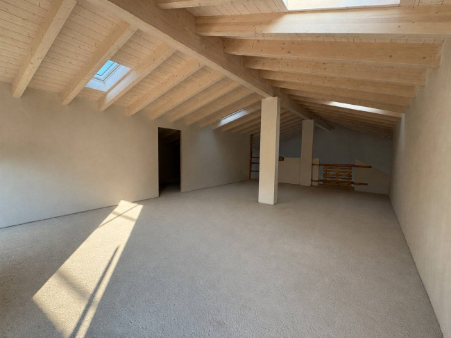 Villa in vendita a Mornago