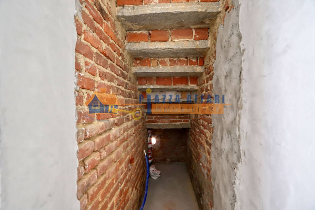 Porzione di Casa Terra / Cielo in vendita a Carnago
