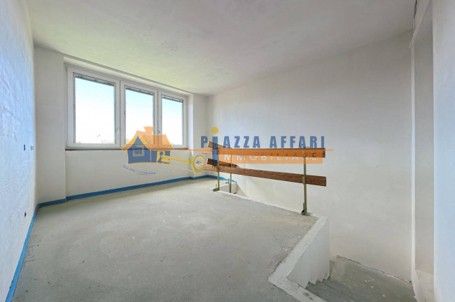 Porzione di Casa Terra / Cielo in vendita a Carnago