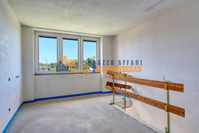 Porzione di Casa Terra / Cielo in vendita a Carnago