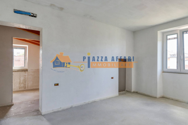 Porzione di Casa Terra / Cielo in vendita a Carnago