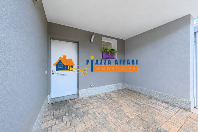 Villa in vendita a Solbiate Arno