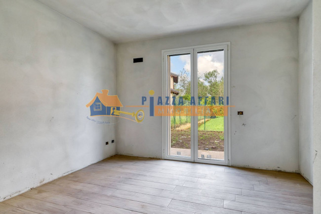 Villa in vendita a Vergiate
