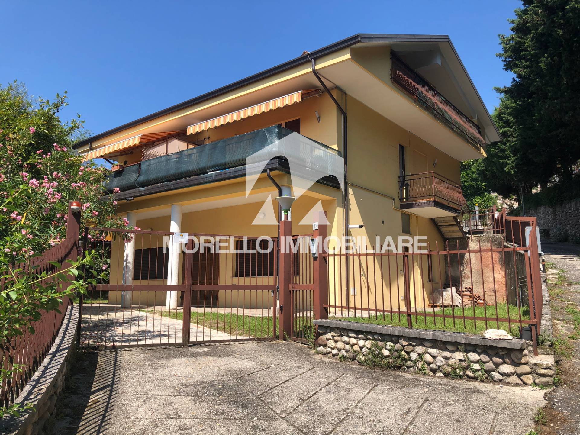 Villa Unifamiliare - Indipendente COSTERMANO vendita    STEFANIA MORELLO