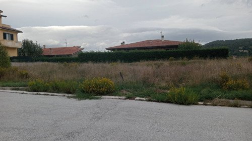 Terreno edificabile in Vendita a Castelraimondo