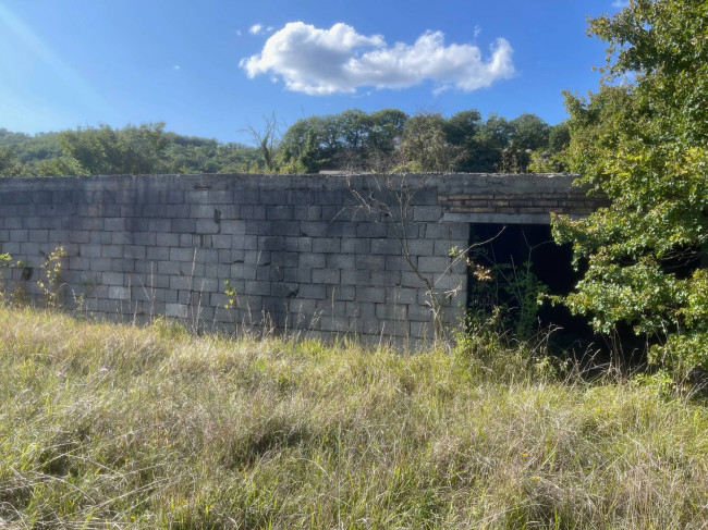 Terreno Agricolo in Vendita a Genga