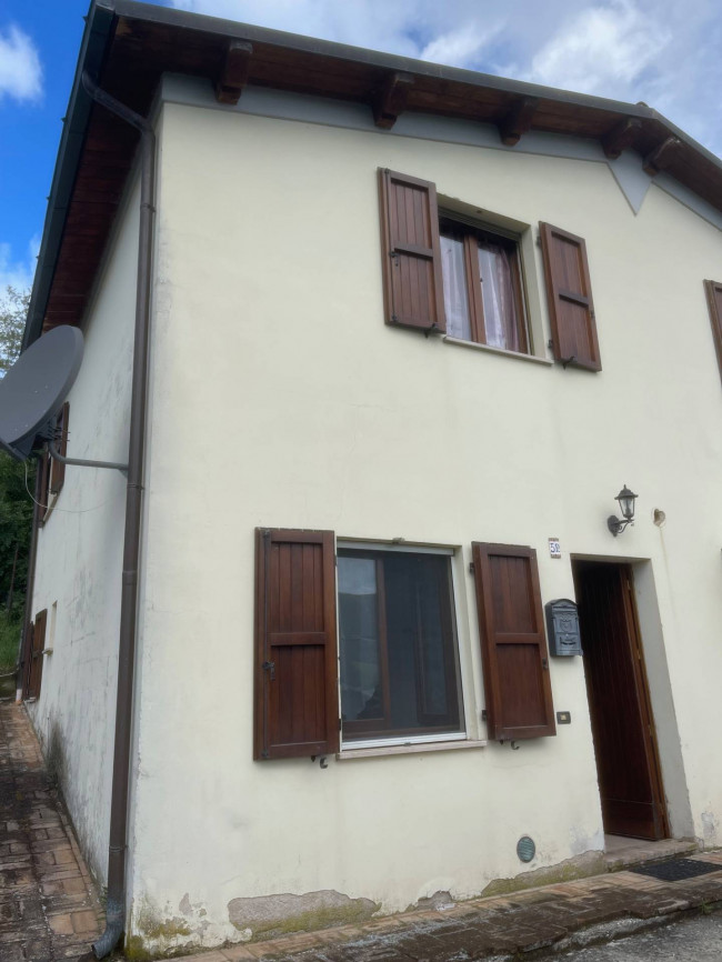 Villette a schiera in Vendita a Sassoferrato