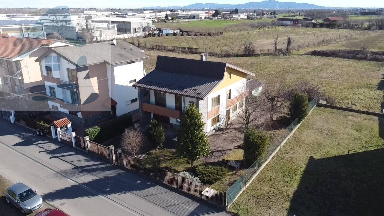 Villa Unifamiliare in vendita a Rivalta di Torino