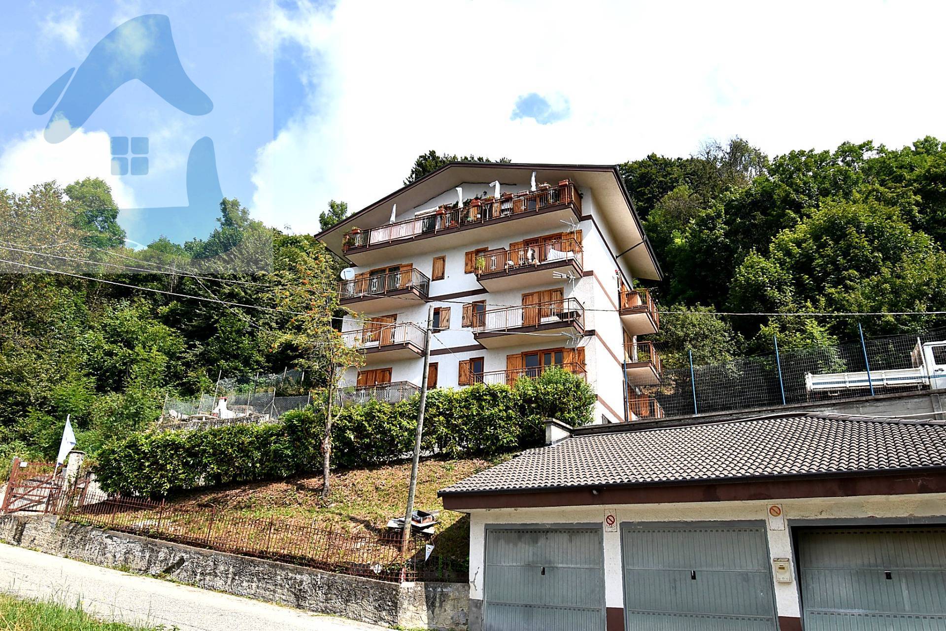 Stabile in vendita a Monastero di Lanzo