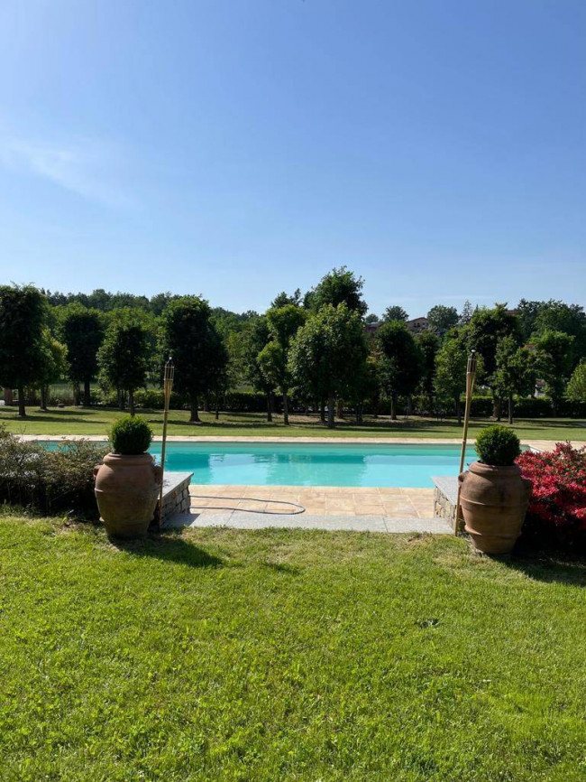 Villa Unifamiliare in vendita a Bra