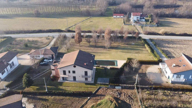 Villa Unifamiliare in vendita a Bra