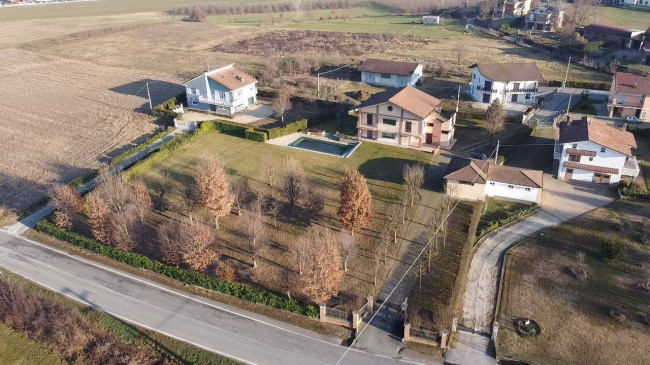 Villa Unifamiliare in vendita a Bra