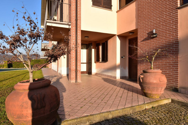 Villa Unifamiliare in vendita a Bra