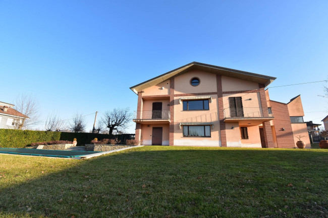 Villa Unifamiliare in vendita a Bra