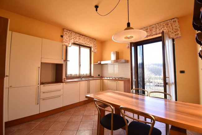 Villa Unifamiliare in vendita a Bra