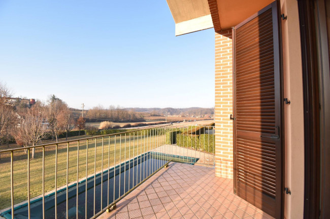 Villa Unifamiliare in vendita a Bra