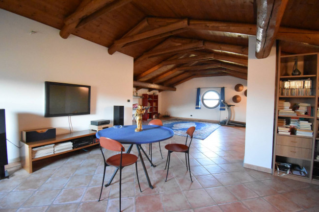 Villa Unifamiliare in vendita a Bra