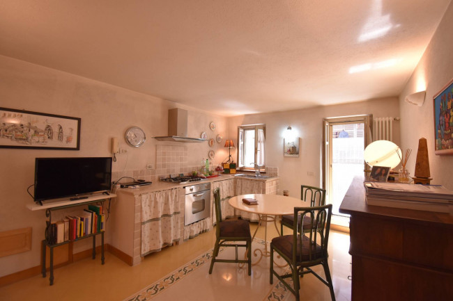 Casa semindipendente in vendita a Poirino