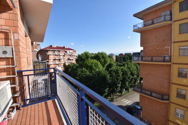 Appartamento in vendita a Beinasco