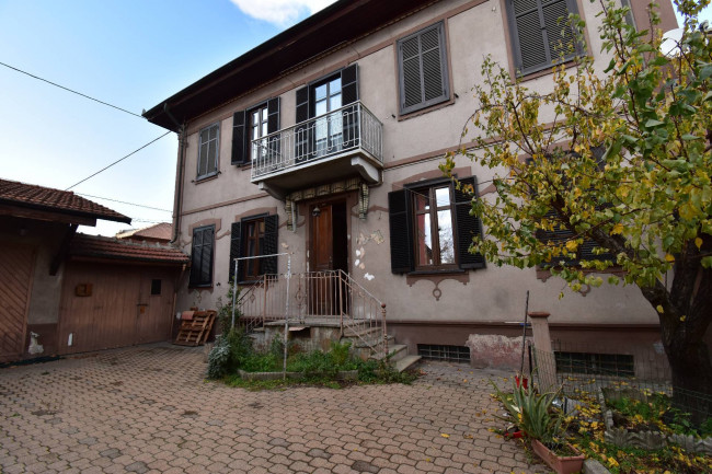 Villa Plurifamiliare in vendita a Pinerolo