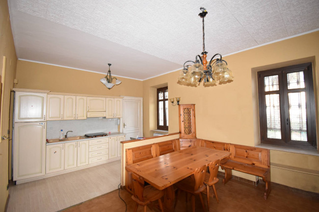 Villa Plurifamiliare in vendita a Pinerolo