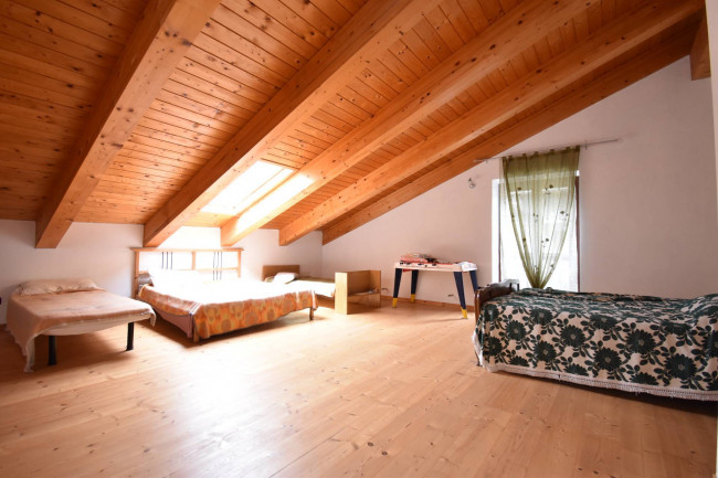 Stabile in vendita a Chiomonte