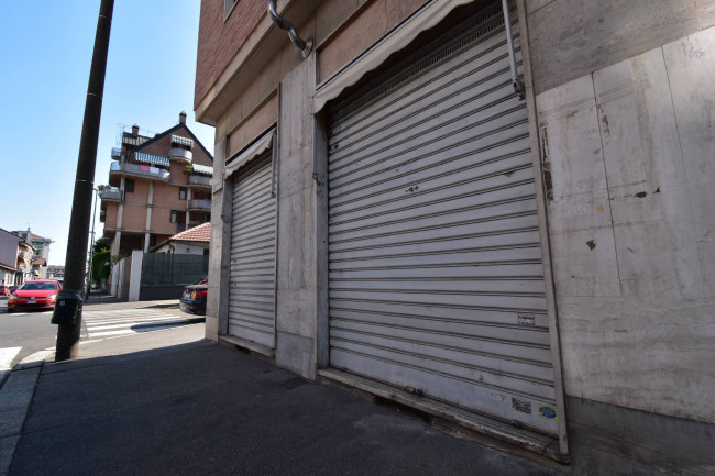 Locale commerciale in vendita a Torino