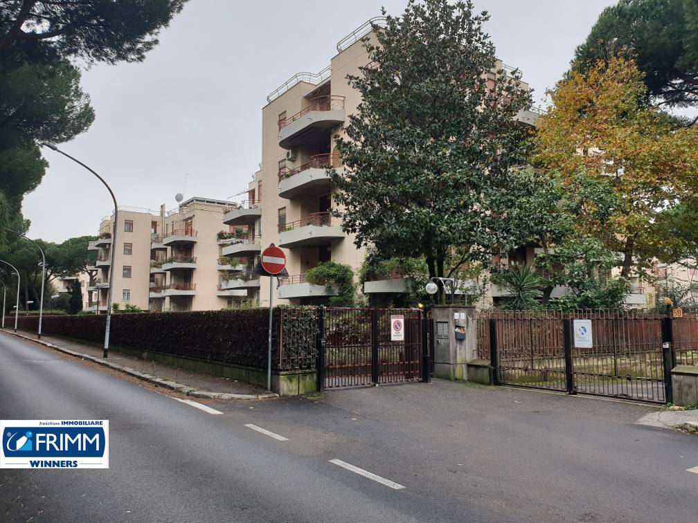 Box auto - Posto auto ROMA vendita  Ardeatino  FRIMM WINNERS