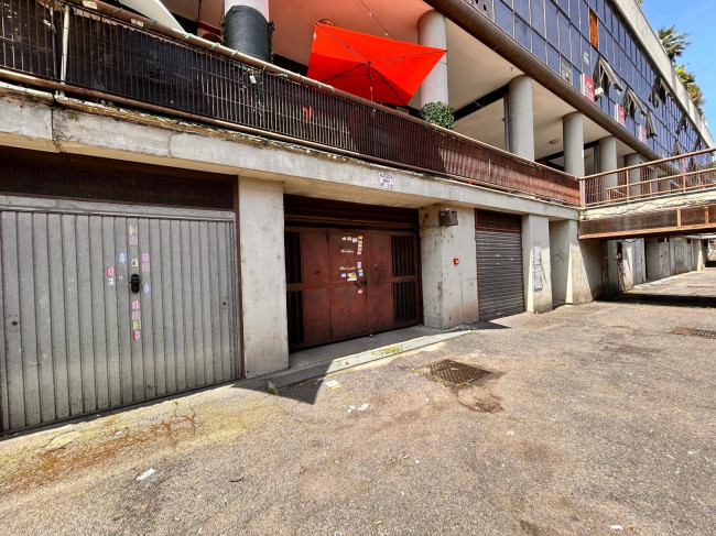 Garage/Box/Posto auto in vendita a Roma (RM)